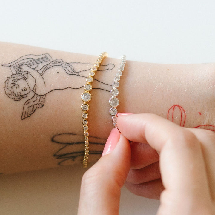 Graduated Bezel Tennis Bracelet