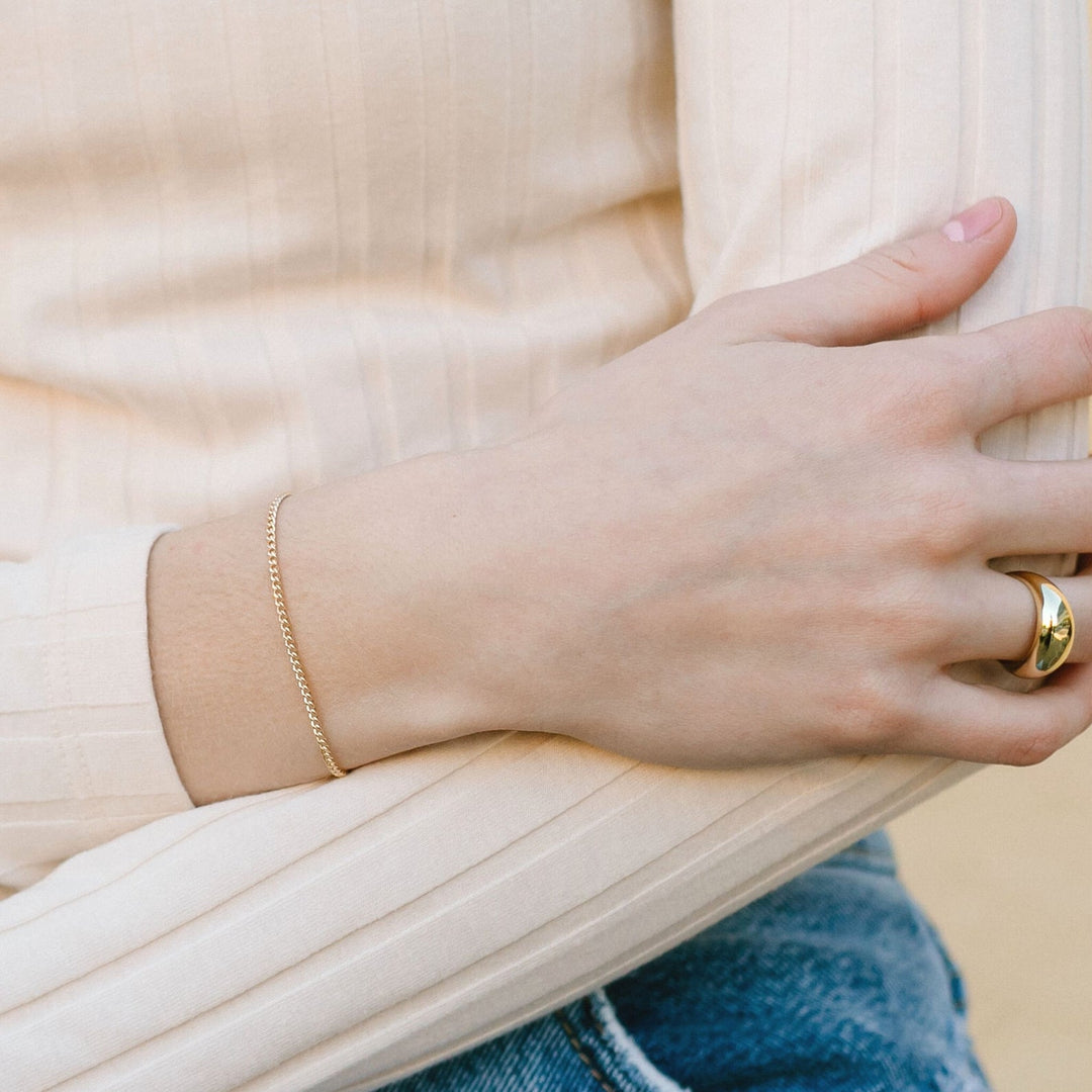 Faye Curb Chain Bracelet