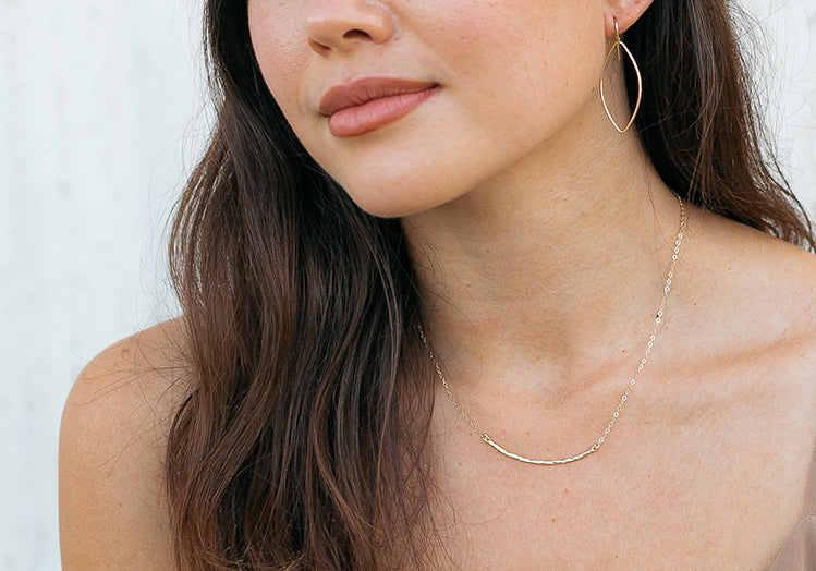 Hammered Curved Bar Necklace