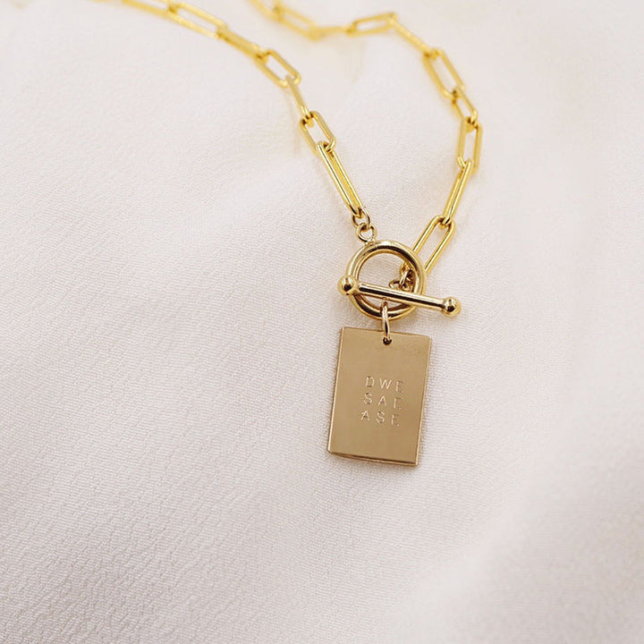 Thick Dani Rectangle Necklace
