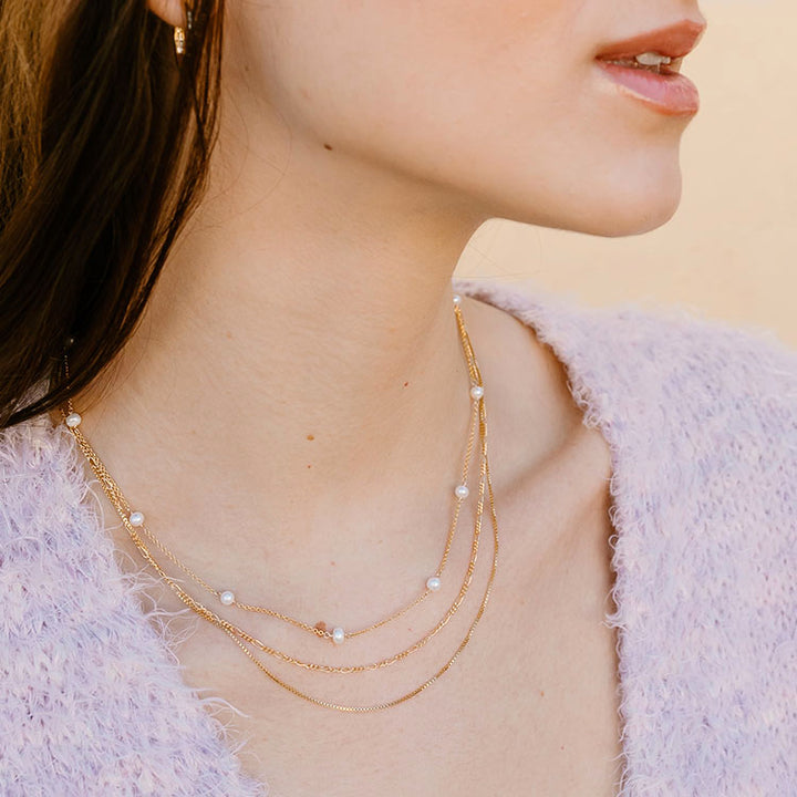 Modern Pearl Necklace